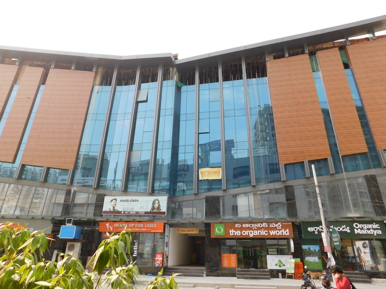 Commercial space for Sale in hyderabad Kokapet