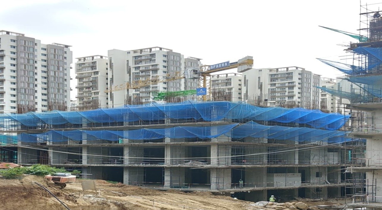 Aparna Sarovar  Towers