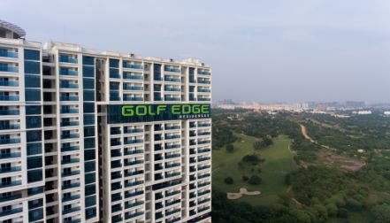 Golf Edge Residence