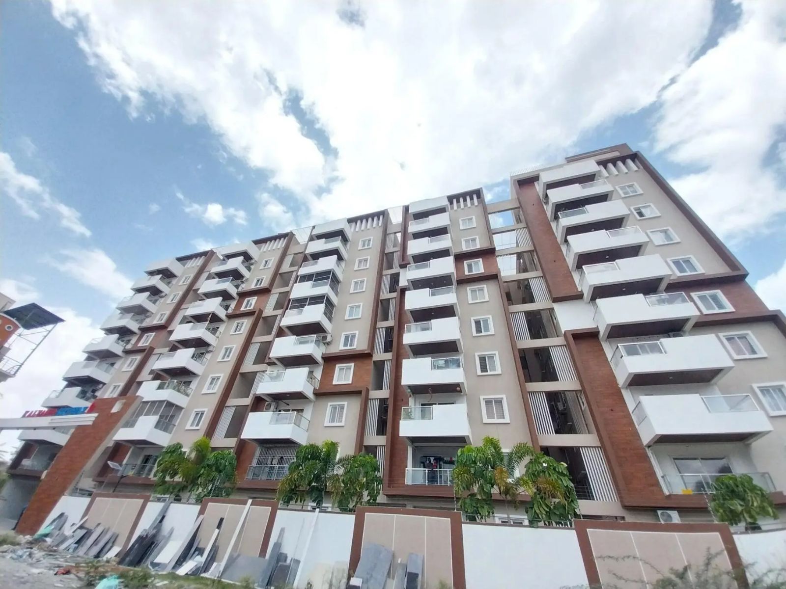 Kalyans Skyway 9