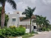 Mahidhara Luxuria