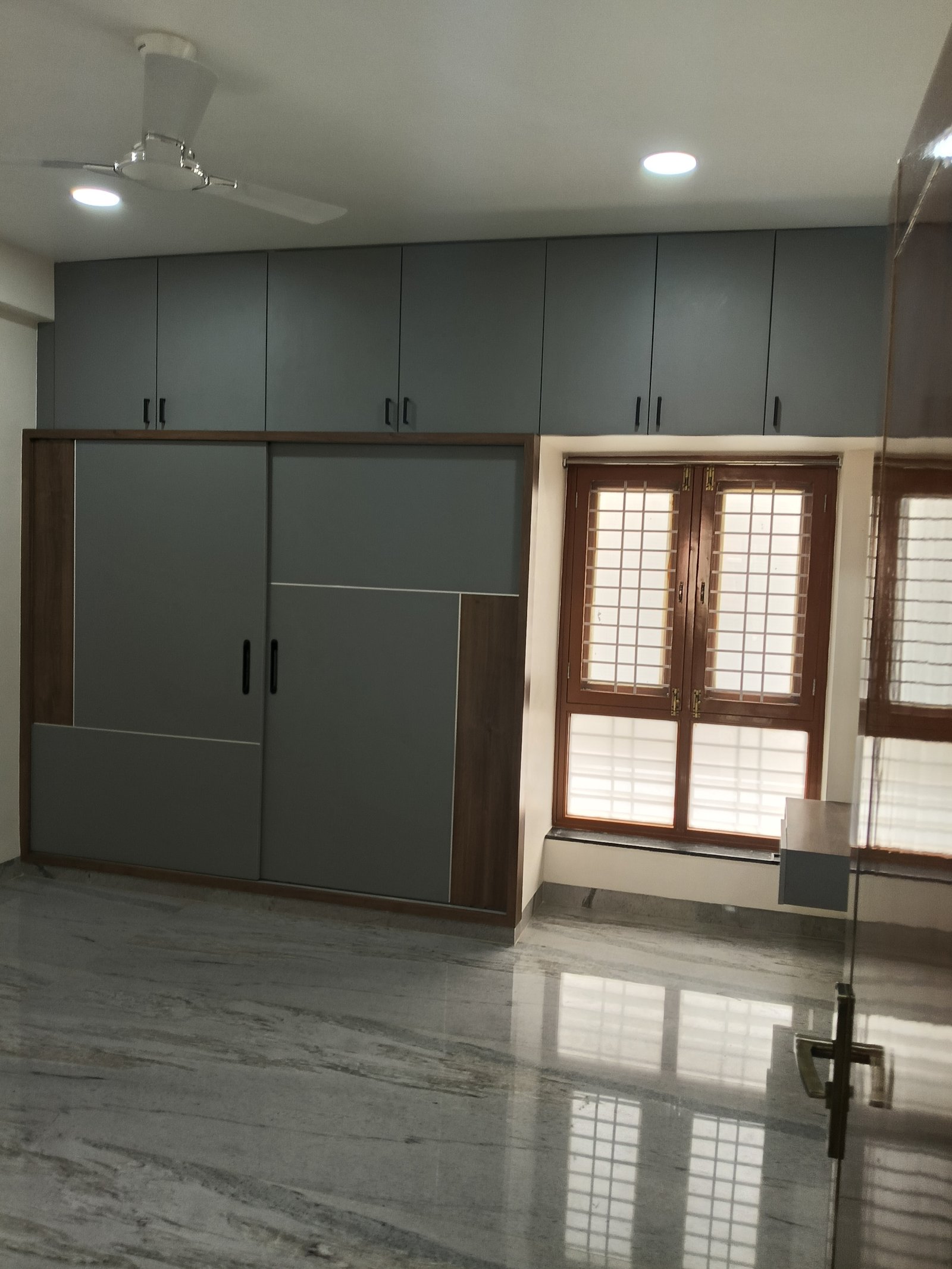 3bhk flat for rent in Gayatri nagar