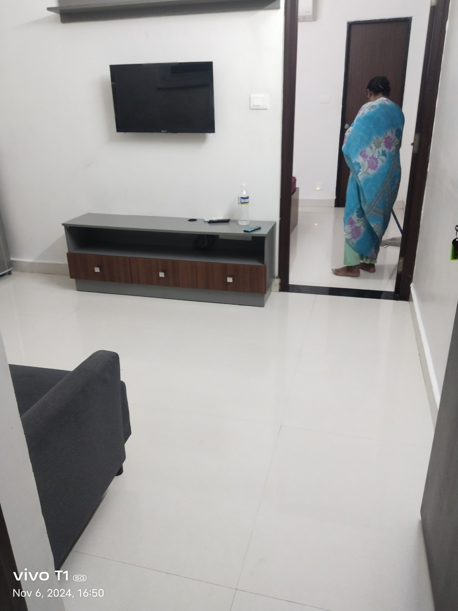 1 bhk flats for rent in Madhapur