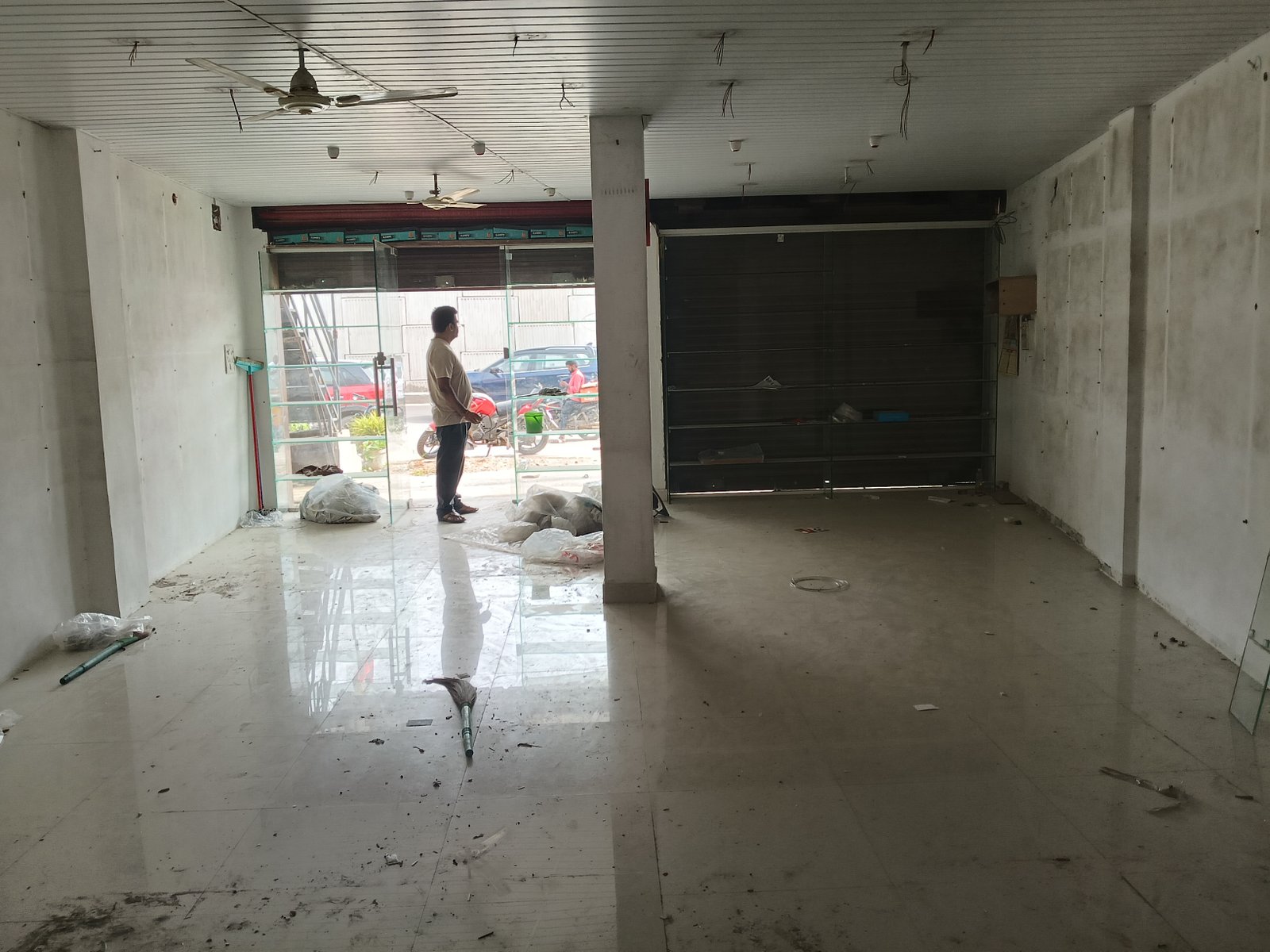 Ground floor commercial space for rent in chandanagar