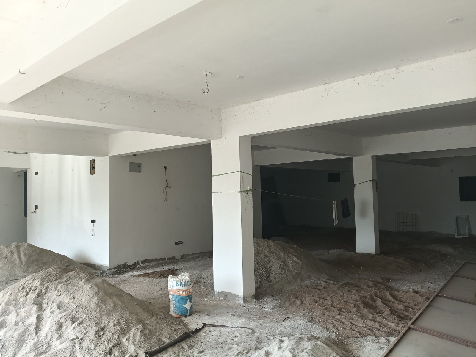 Commercial space for rent in Hafeezpet