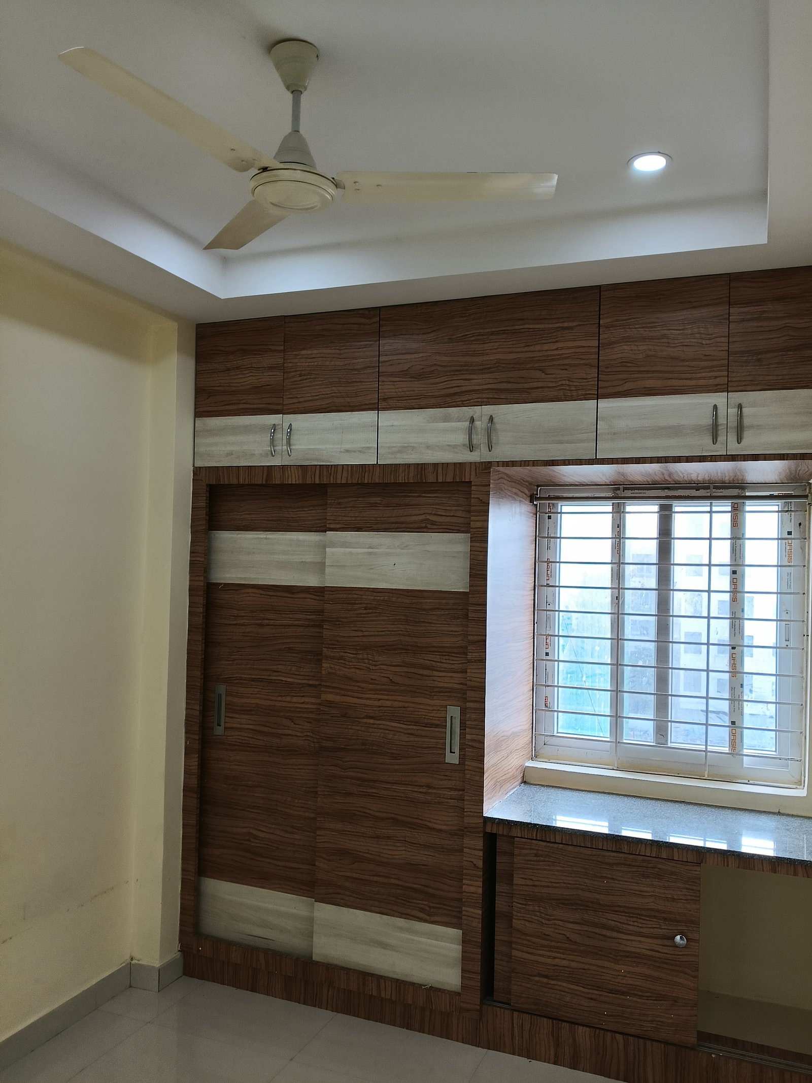 2bhk flat for rent in Kondapur