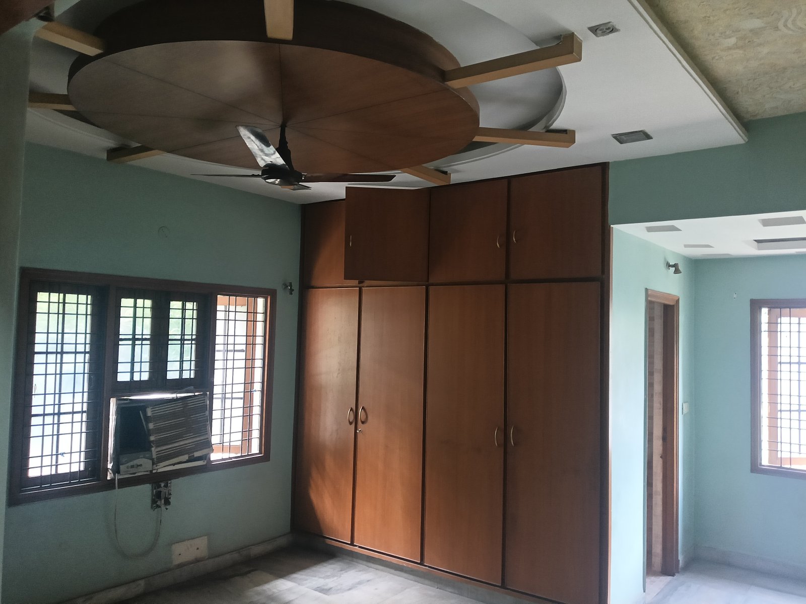 5bhk flat for rent in Jubilee hills