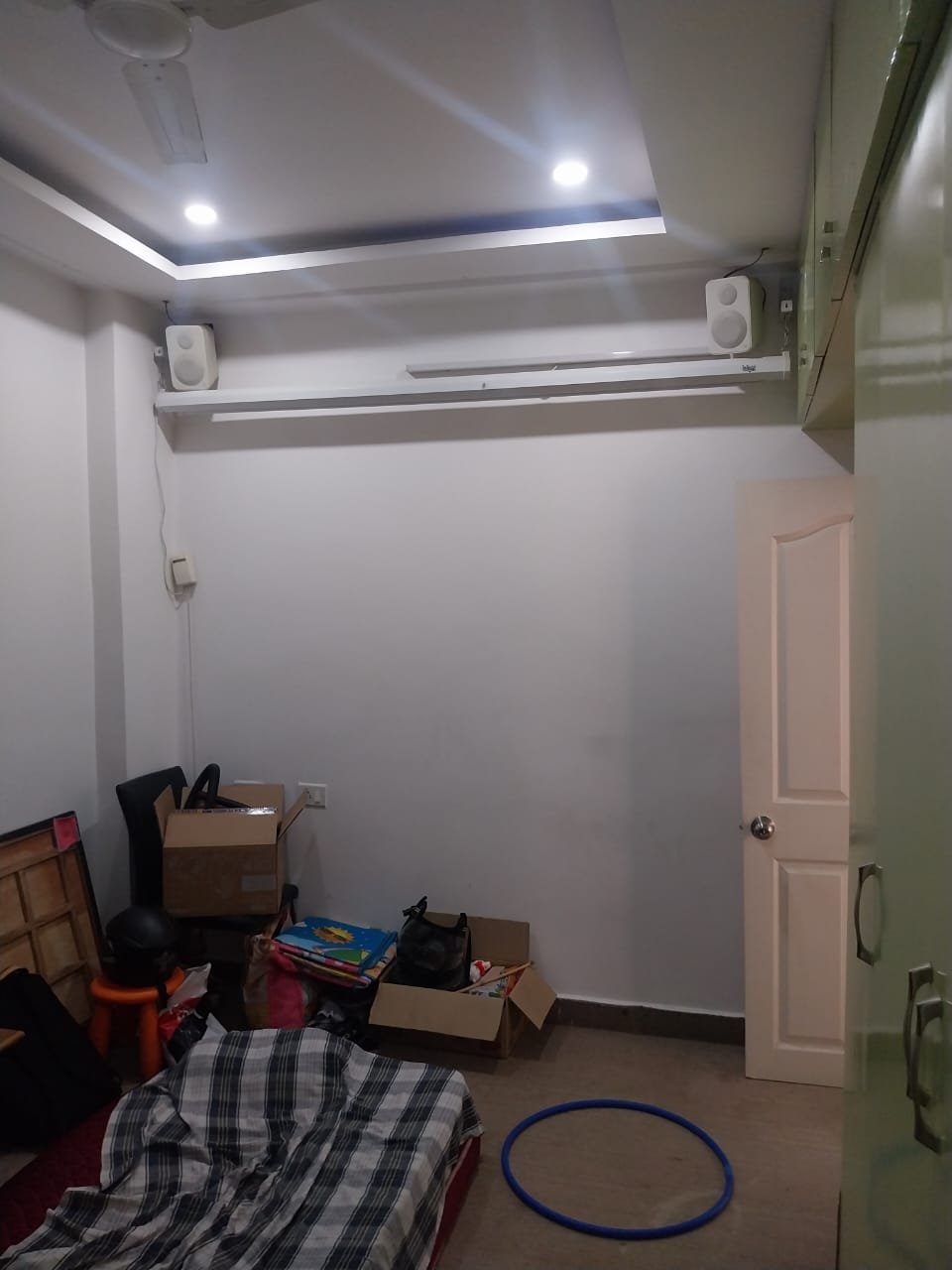 2bhk flat for sale with fully furnished in manikonda