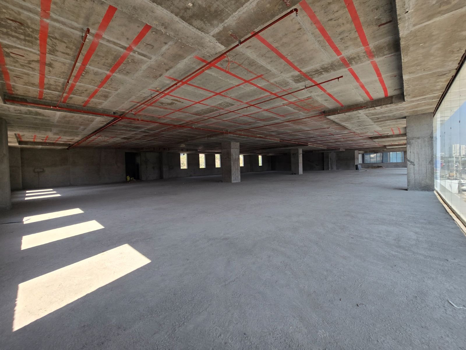 Commercial Space Available For Rent