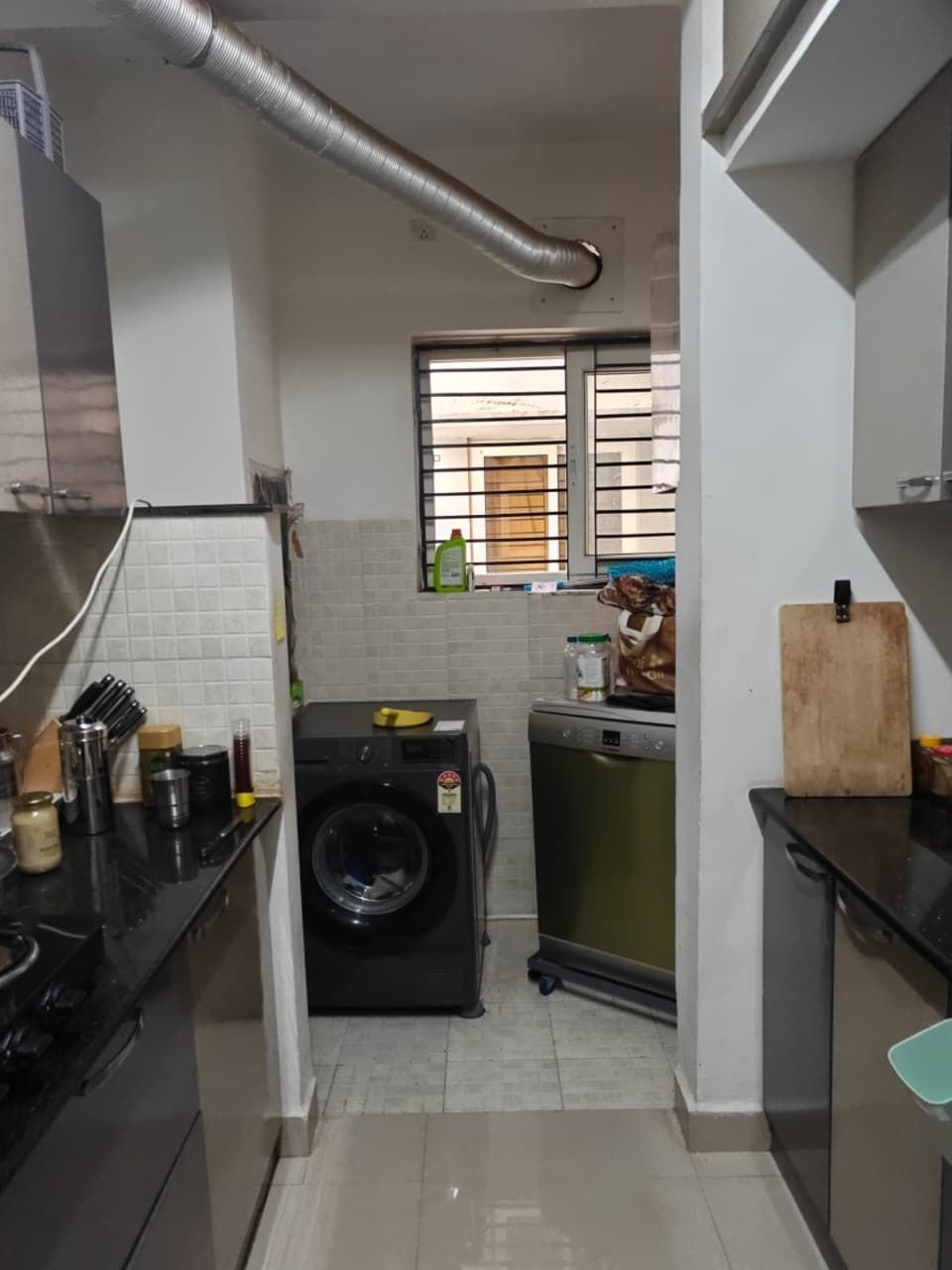 3BHK Flat Available in Jains Carlton Creek