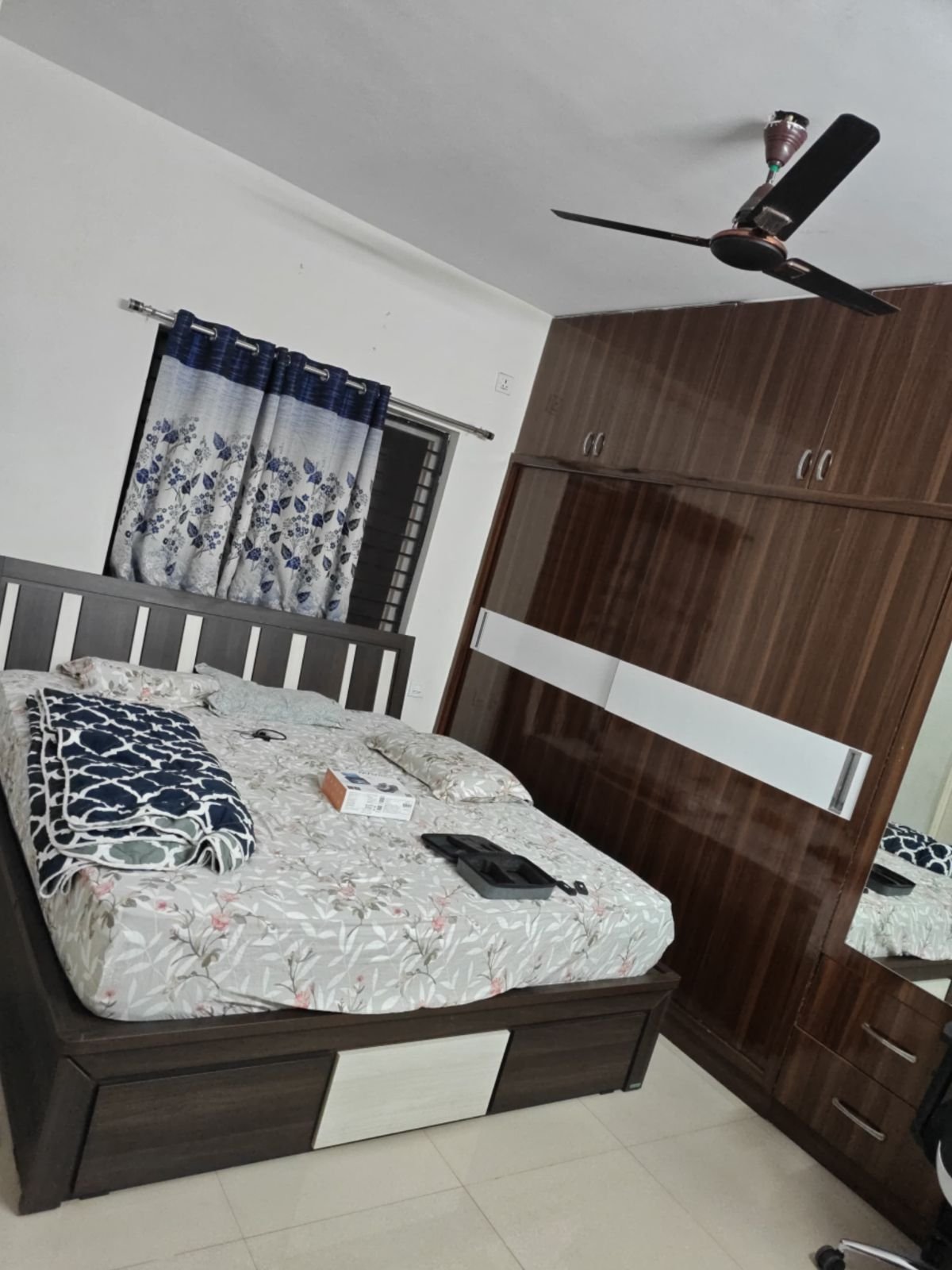 3BHK Flat Available in Jains Carlton Creek