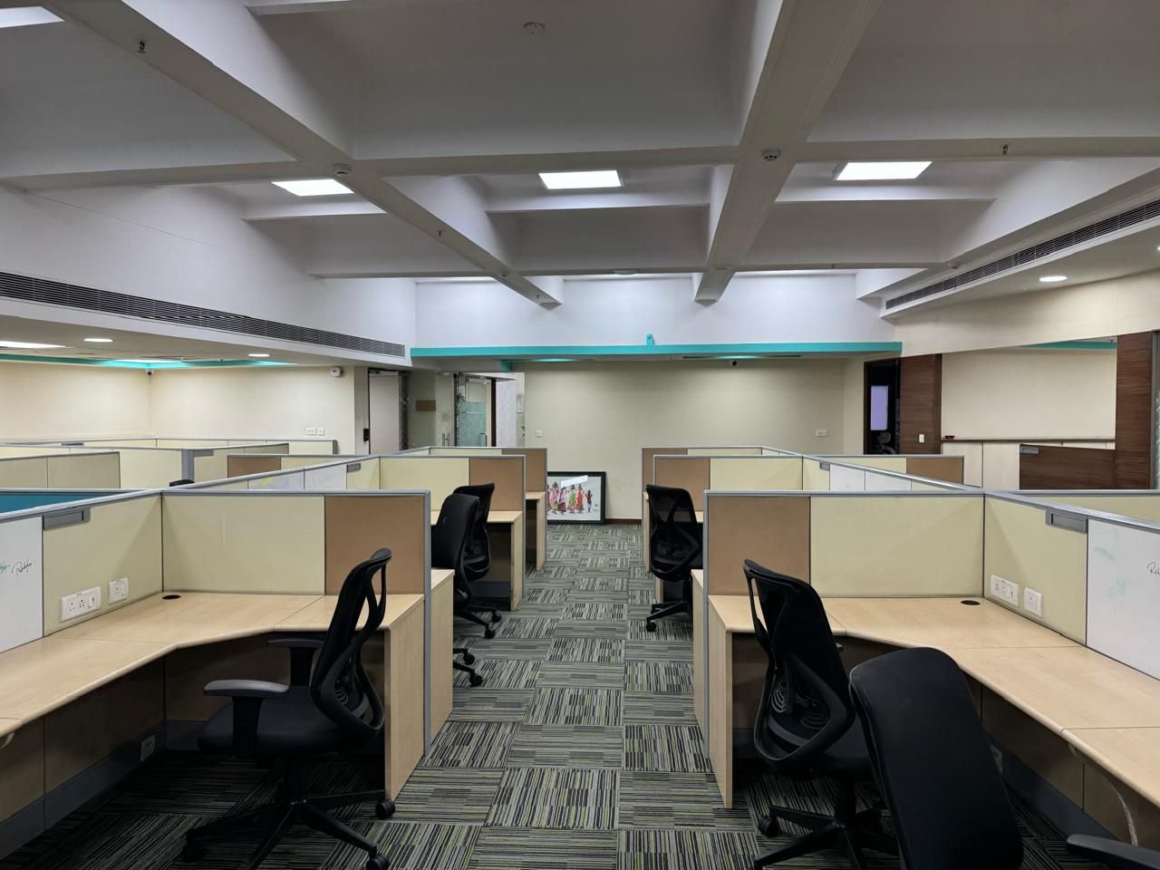 Plug N Play Office Space For Rent