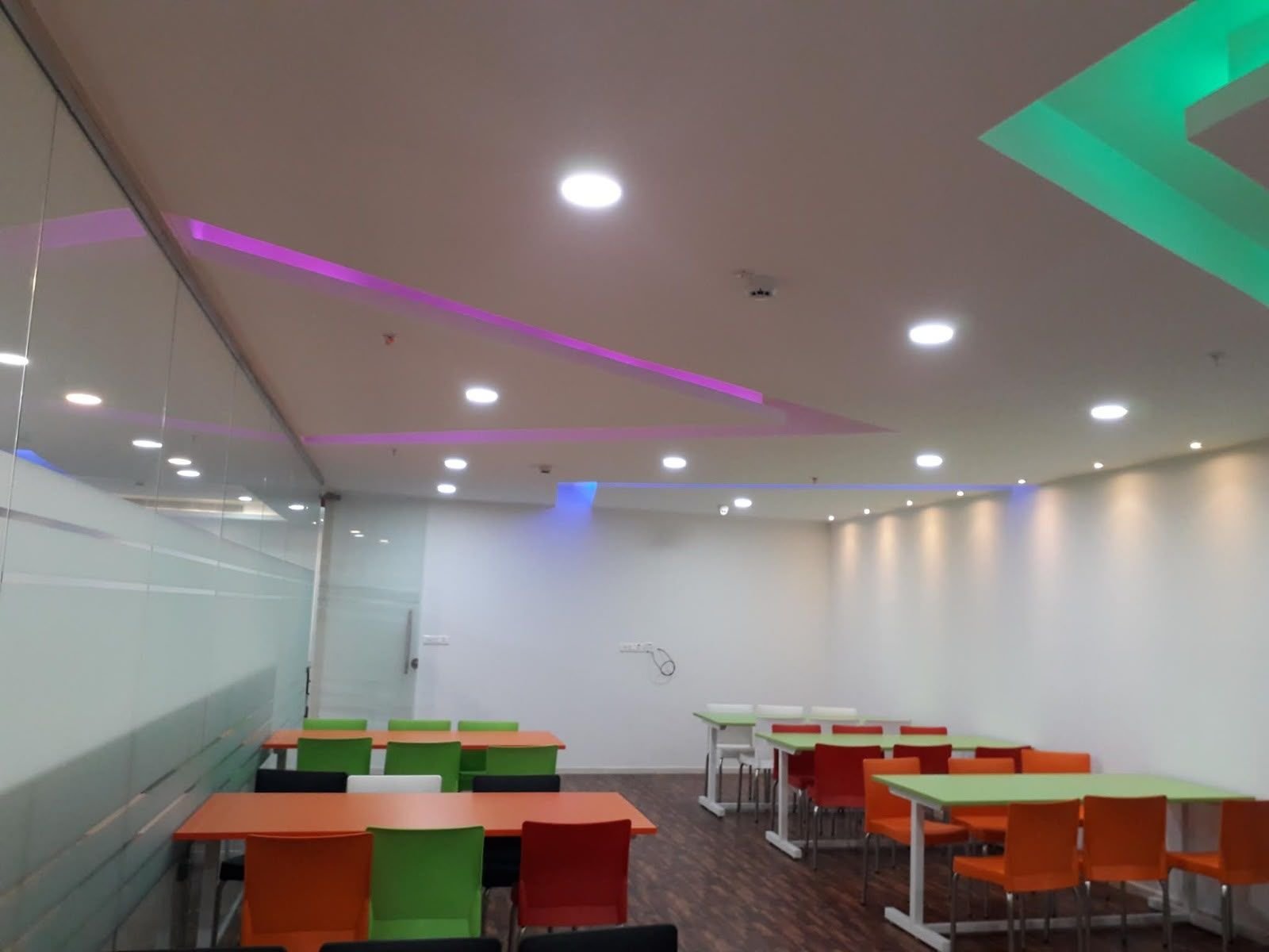 Plug N Play Office Space For Rent In Cyber Gateway